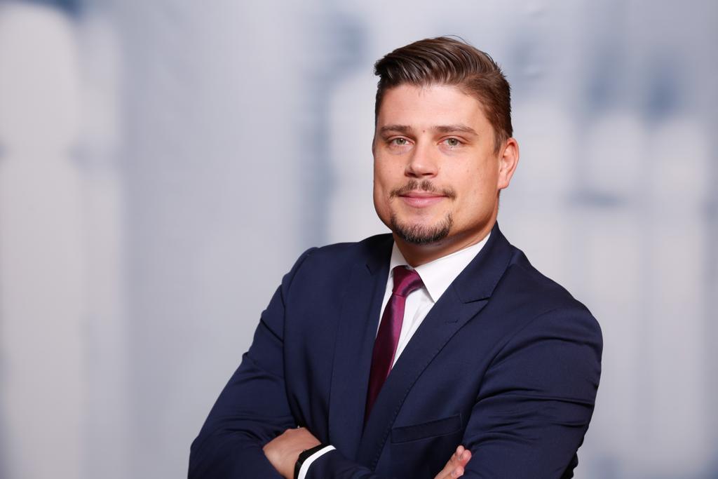 Adrian Widera, Senior Berater bei sfth GmbH